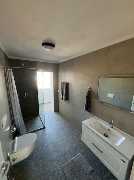 Modern Apt Near City Centre Shkodra Exterior foto