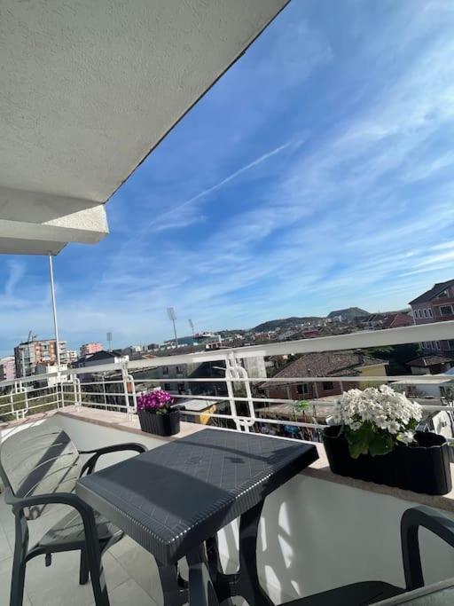 Modern Apt Near City Centre Shkodra Exterior foto